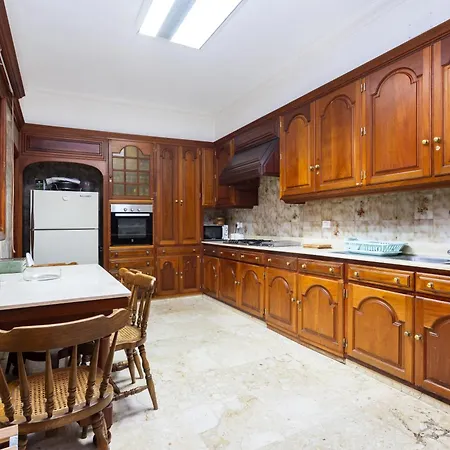 Home2book Colonial Luxury With Pool Willa